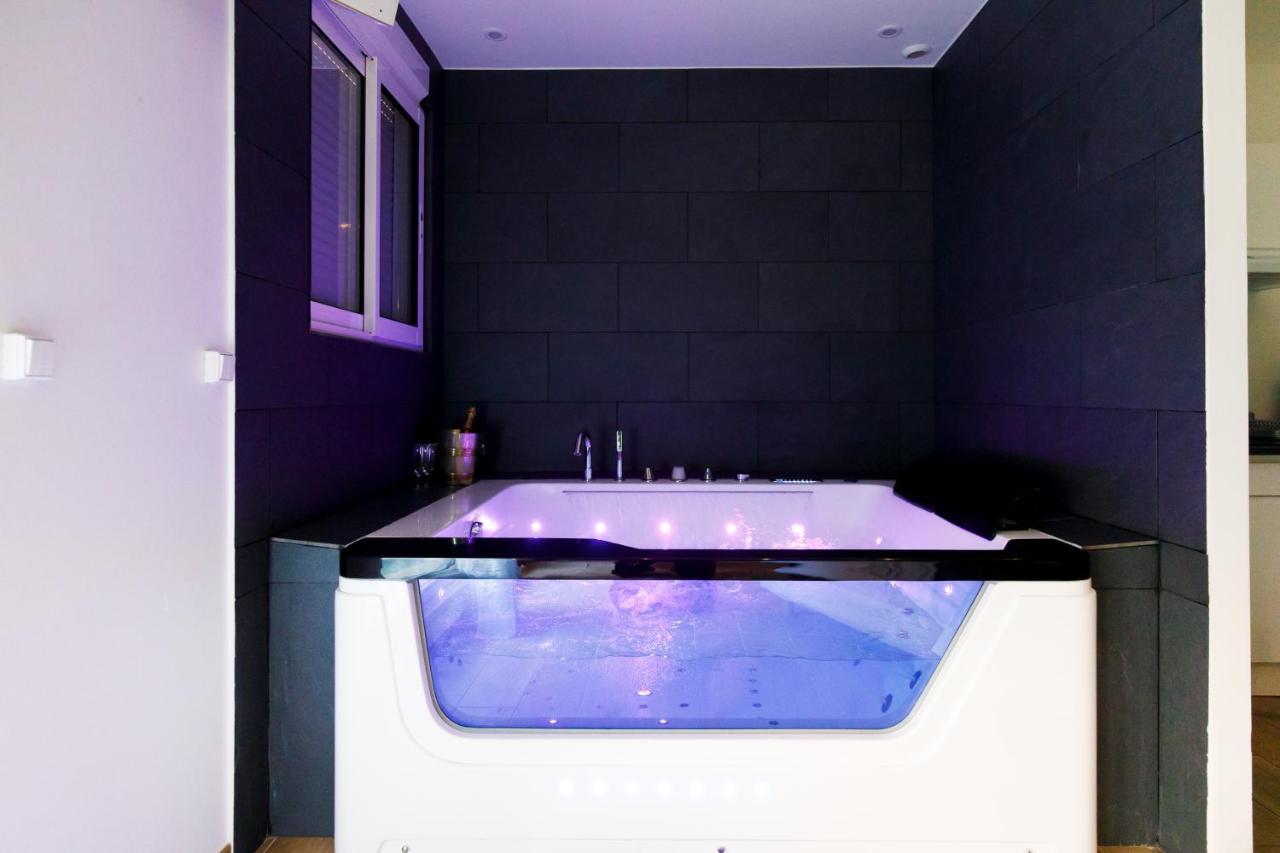 Love Suite And Spa - كان المظهر الخارجي الصورة